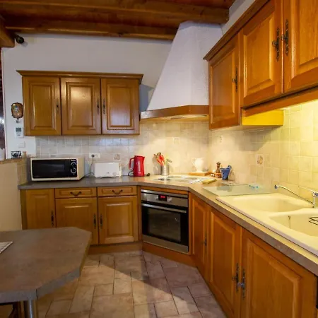 Charmante Maison A Avec Wifi Et Parking Privatif - Fr-1-616-173 *
