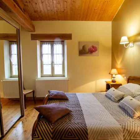 Charmante Maison Avec Wifi, Parking Prive, Jardin Et Ping-pong A - Fr-1-616-173 度假居 蒙帕齐耶