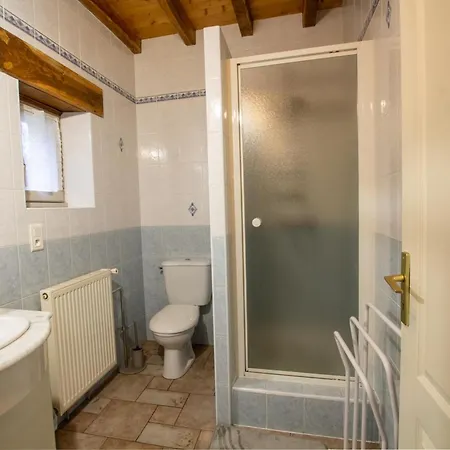 Hétvégi ház Charmante Maison A Avec Wifi Et Parking Privatif - Fr-1-616-173